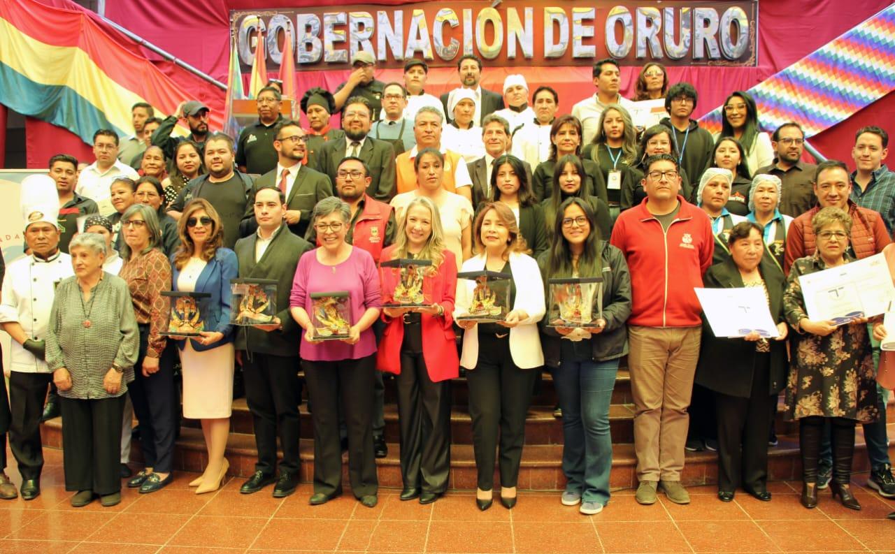 28 restaurantes fortalecen la calidad gastronómica de Oruro